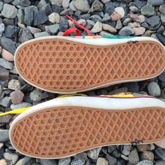 Like New Moca Brenna Youngblood Museum Collection Unisex Vans - Picture 6 of 8